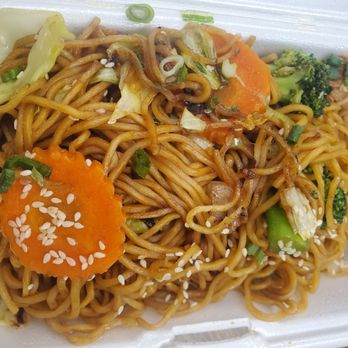 Tower Tea - Veggie Chow Mein. - Bubble Tea Near Me - Fresno, California