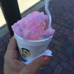 RalphS Famous Italian Ices - Birthday cake and bubble gum! First Ralph's of the season :)