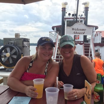 Portside Grill & Bar - Cold beer on a hot summer day! Best spot on the lake - Chicken Wings Near Me - Moneta, Virginia Portside Grill & Bar - Cold beer on a hot summer day! Best spot on the lake - Chicken Wings Near Me - Moneta, Virginia