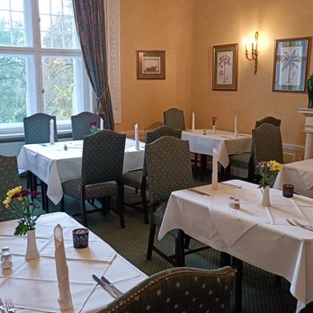 Villa Westerberge - Gelber Salon - Hotels Near Me - Aschersleben, ST