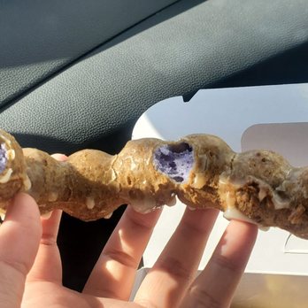 Liliha Bakery - Poi mochi donut - Bakeries Near Me - Honolulu, Hawaii