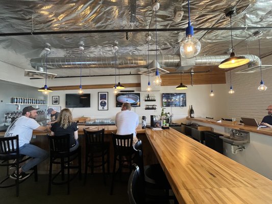 Rift Wine Bar & Taphouse by null