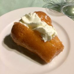 Le Porquerollais - Baba au rhum