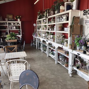 Orv's Farm Market - Patio area - Fruits & Veggies Near Me - Williams, California Orv's Farm Market - Patio area - Fruits & Veggies Near Me - Williams, California