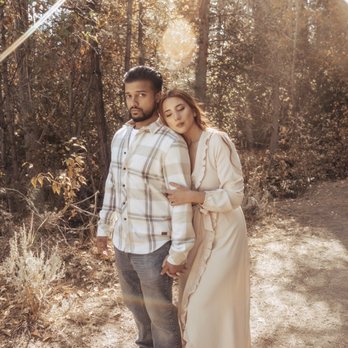 Masterpeace Studio - Couple Photography - Session Photography Near Me - Reno, Nevada