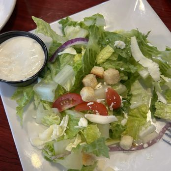 Giotti's - Dinner salad - Italian Near Me - Linglestown, Pennsylvania