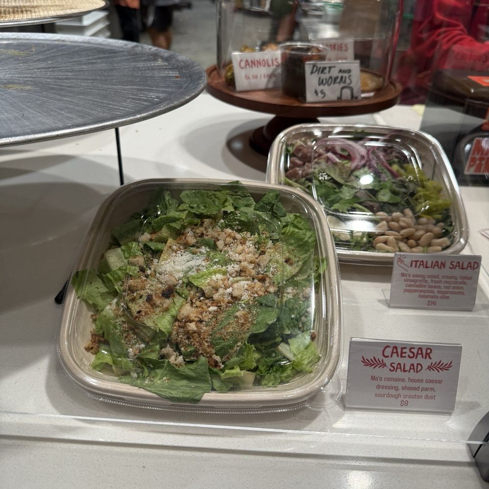 Mad Pie - Bomb looking salad - Pizza Near Me - Honolulu, Hawaii Mad Pie - Bomb looking salad - Pizza Near Me - Honolulu, Hawaii