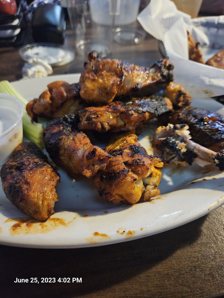 WEST END GRILL & BAR 27 Photos & 41 Reviews 201 12th St, Hammonton, New Jersey Bars