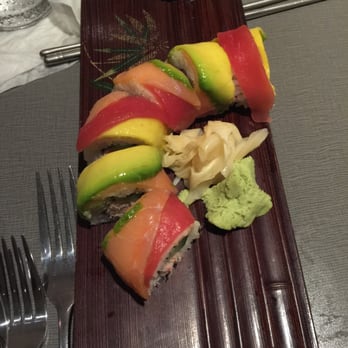 Hilo Bay Cafe - Rainbow Roll - New American Near Me - Hilo, Hawaii Hilo Bay Cafe - Rainbow Roll - New American Near Me - Hilo, Hawaii