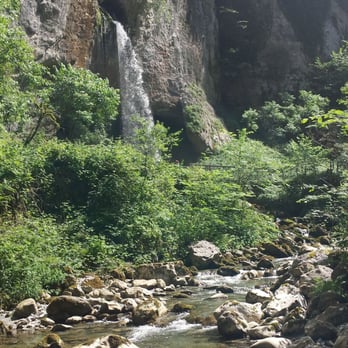 Gorges de Kakuetta - Landmarks & Historical Buildings Near Me