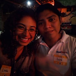 Yelper Party en El Fish Fritanga