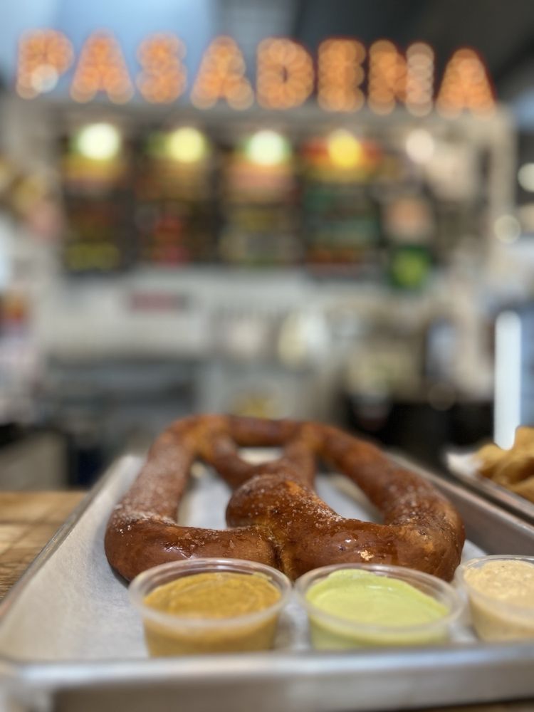 Wild Parrot Brewing Company