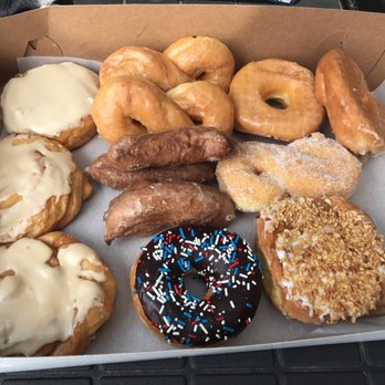 Schneider's Bakery - Bakeries Near Me - Westerville, Ohio