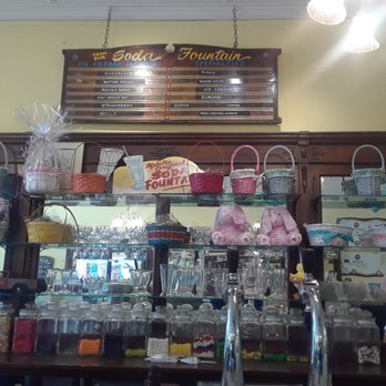 Three Georges - Ice cream/milk shake "bar" beautiful easter decor - Candy Stores Near Me - Mobile, Alabama