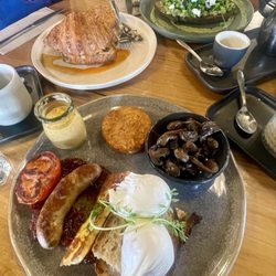 The Hatter & The Hare - MAD HATTER'S BREAKFAST, KING'S CROISSANT, CURIOUSER & CURIOUSER AVO