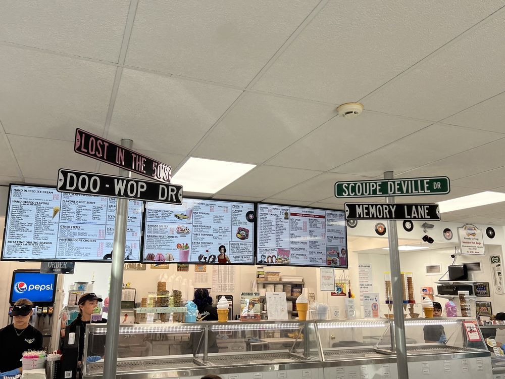 Scoupe De Ville Logo