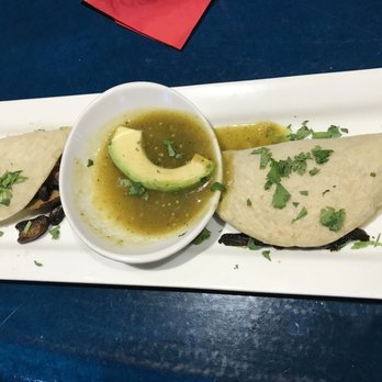 La Rosa Mexican Kitchen - Street tacos, portabello - Mexican Near Me - Bend, Oregon