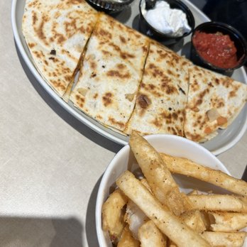 Urban Kitchen - Diners Near Me - Wilmington, Delaware