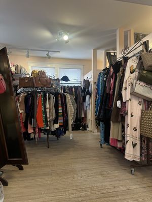 Duckpin Consignment Adventure 