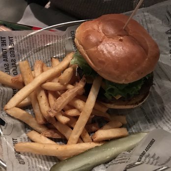 Rainforest Cafe - Steak burger - American Near Me - Atlantic City, New Jersey Rainforest Cafe - Steak burger - American Near Me - Atlantic City, New Jersey