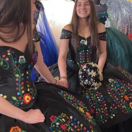 Twins Quinceañera dress bordado