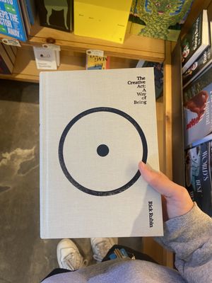 Heath Newsstand by null