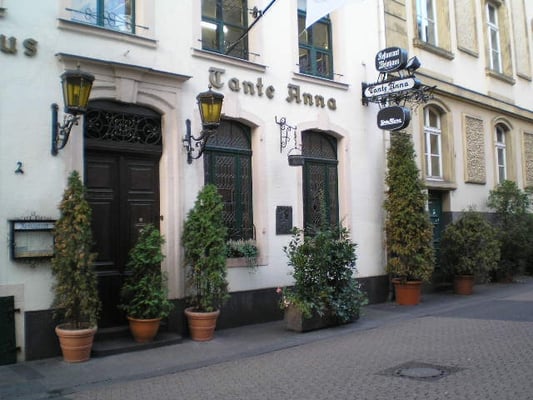 Weinhaus Tante Anna by null