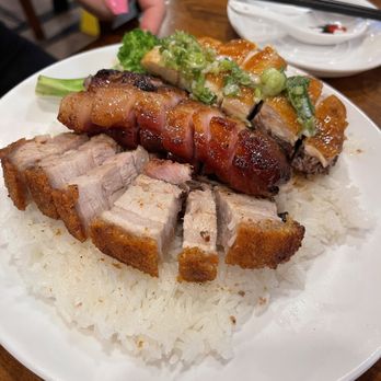 HK B.B.Q. Master - Combo #10: Roasted Pork, BBQ Pork, Soya Chicken - Barbeque Near Me - Richmond, British Columbia HK B.B.Q. Master - Combo #10: Roasted Pork, BBQ Pork, Soya Chicken - Barbeque Near Me - Richmond, British Columbia