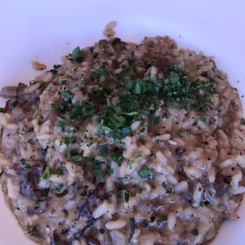 Cafe Santorini - Italian Near Me - Pasadena, California