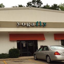 Yogafly Studio - Outside