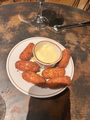 Heritage 147 by null