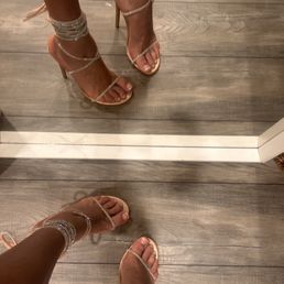 Perfect French gel pedicure Perfect French gel pedicure