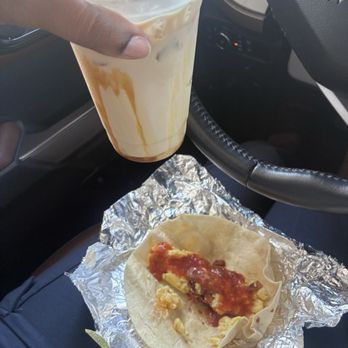 Buc-ee's - Gas Stations Near Me - Pearland, Texas