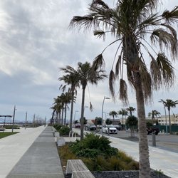 Alameda Point Waterfront Park