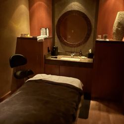 Denver Four Seasons Hotel Spa