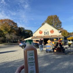 Pleasant View Orchards - Store front