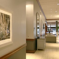 Lobby of DoubleTree by Hilton Chicago-Alsip