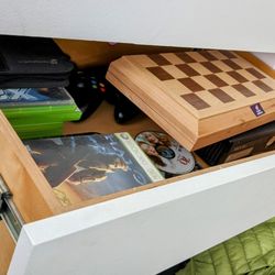 Virgin Atlantic Clubhouse - A selection of games, but the monitor didn't seem to be hooked up