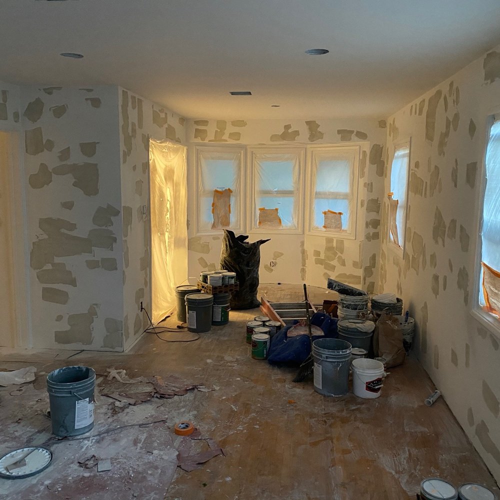 Magic Hands Painting - Finals steps of making sure every surface was perfect - Drywall Installation & Repair Near Me Magic Hands Painting - Finals steps of making sure every surface was perfect - Drywall Installation & Repair Near Me