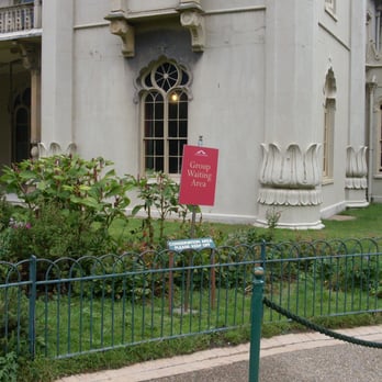 Pavilion Gardens Cafe - Cafes Near Me - Brighton, BNH