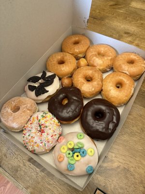 Delicious Donuts & Bagels by null