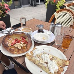 Dutch Baby and nutty banana Dutch Baby and nutty banana