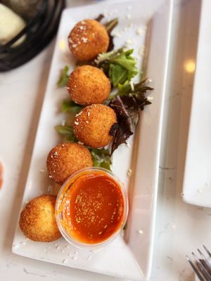 Carluccio's Coal Fired Pizza by null