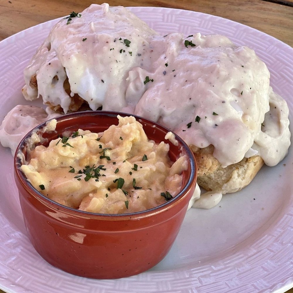 Comfort Cafe - CBGB Benny - Breakfast & Brunch Near Me - Smithville, Texas