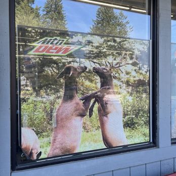 Blanton's Market - Grocery Near Me - Packwood, Washington