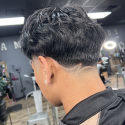 Amado Santos Barber Shop - Taper with design by Santi