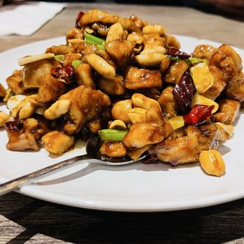 The Barn - Kung Pao chicken - way too sweet - Seafood Near Me - Arcadia, California