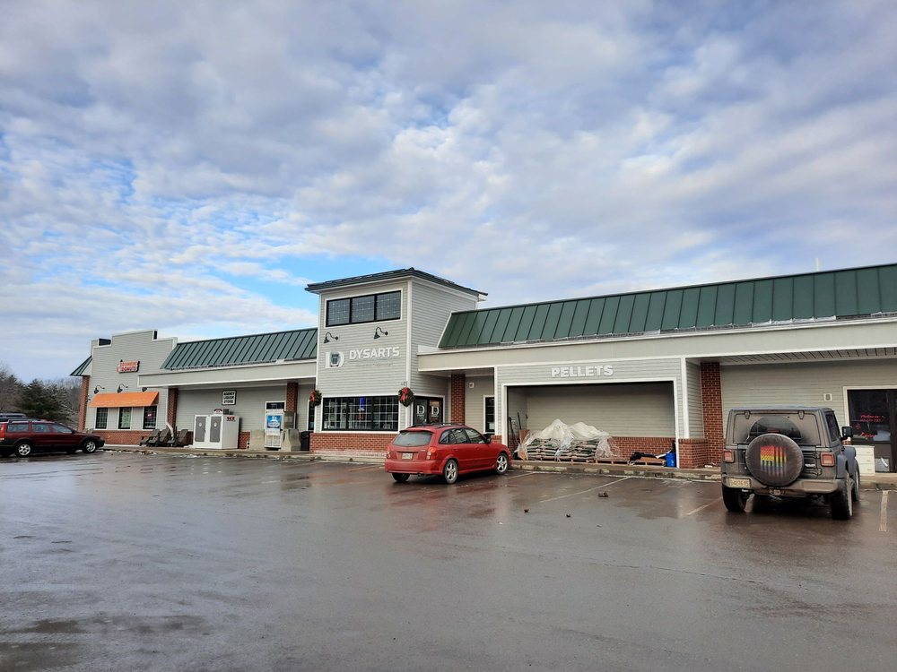 Dysart's Travel Stop Logo