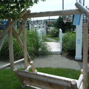 Walpole Outdoors - Warwick - Fences & Gates Near Me - Warwick, Rhode Island