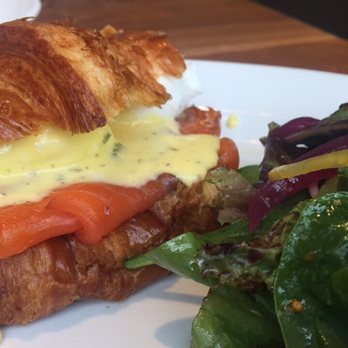 Mildred's Temple Kitchen - Veda's choice with smoked salmon - Breakfast & Brunch Near Me - Toronto, Ontario